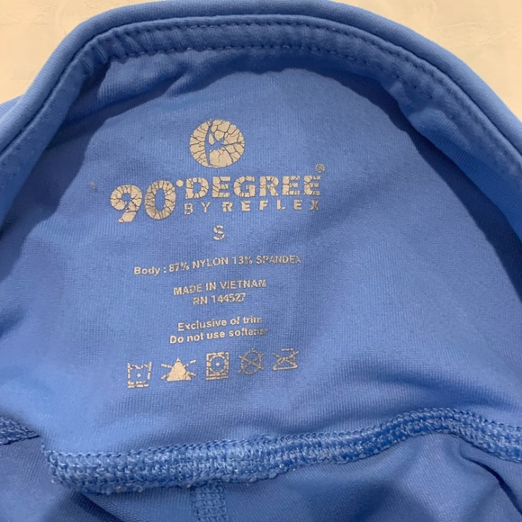 EUC 90 Degree by Reflex capris Sz S. 1st pic is cover shot rest are mine - Picture 4 of 6